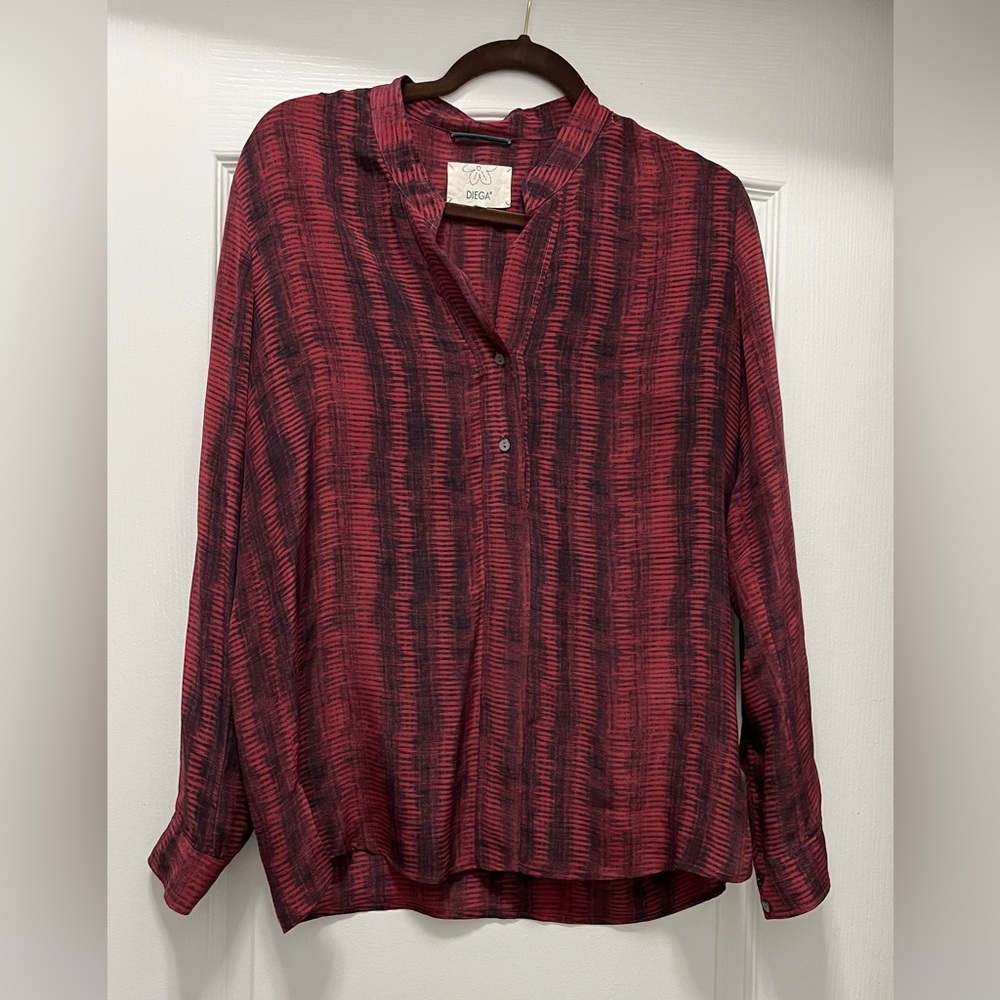 DIEGA Long Sleeve Silk Blouse Size Medium